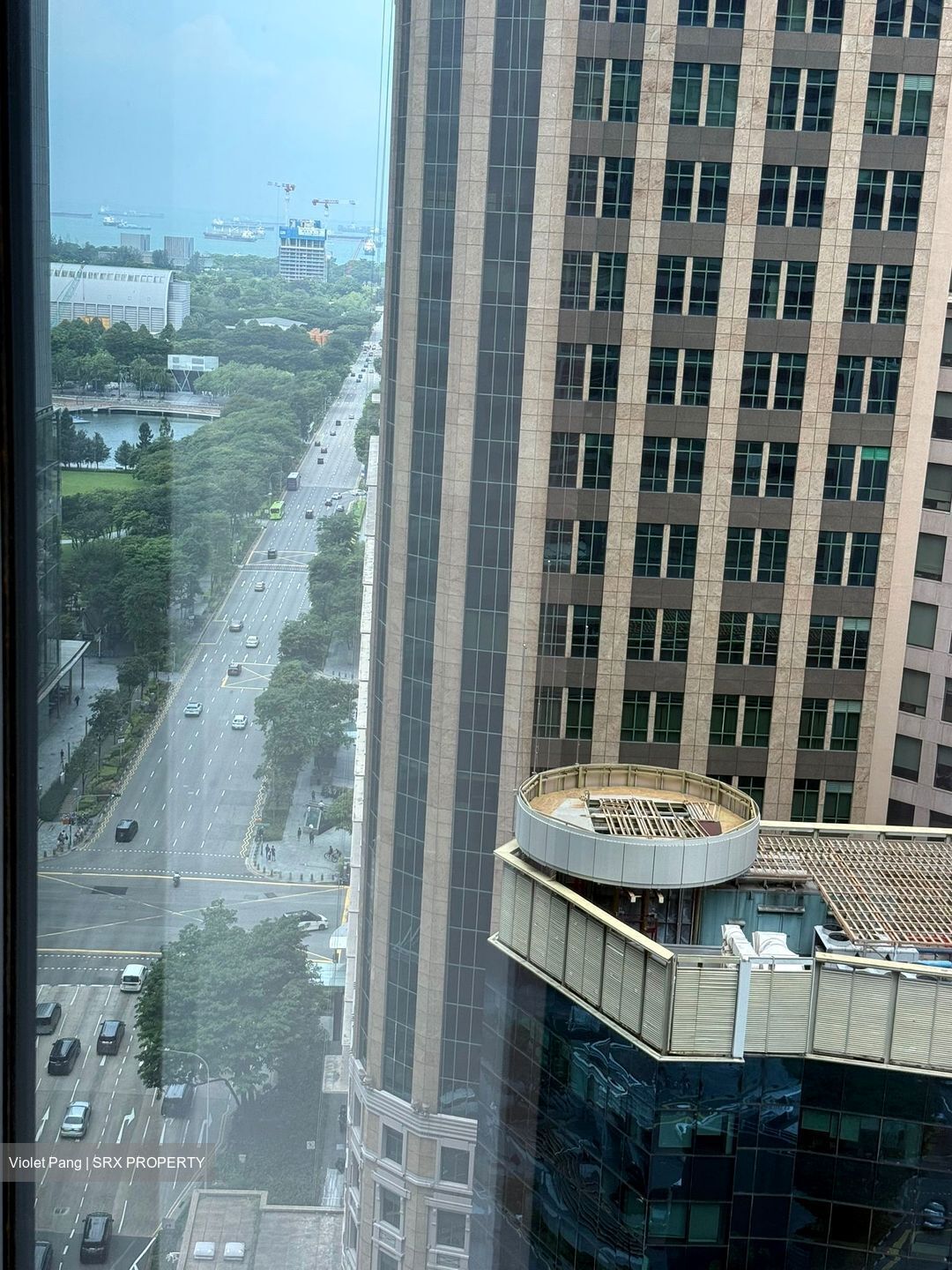 PLUS (D1), Office #563762561